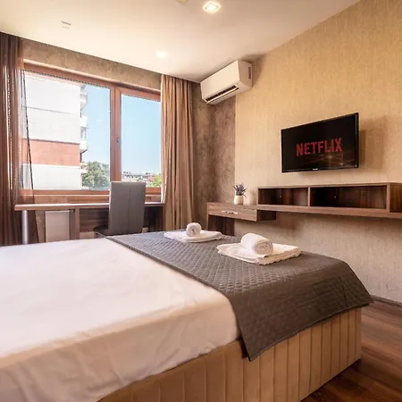 Designer Two-bedroom Apartamento Varna